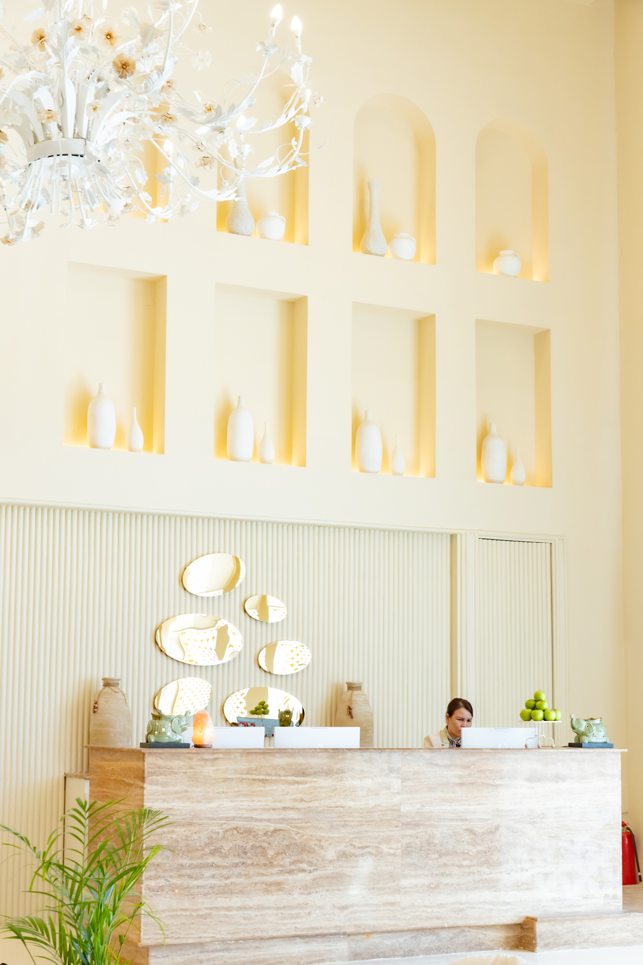 Elegant Hot Stone Spa reception